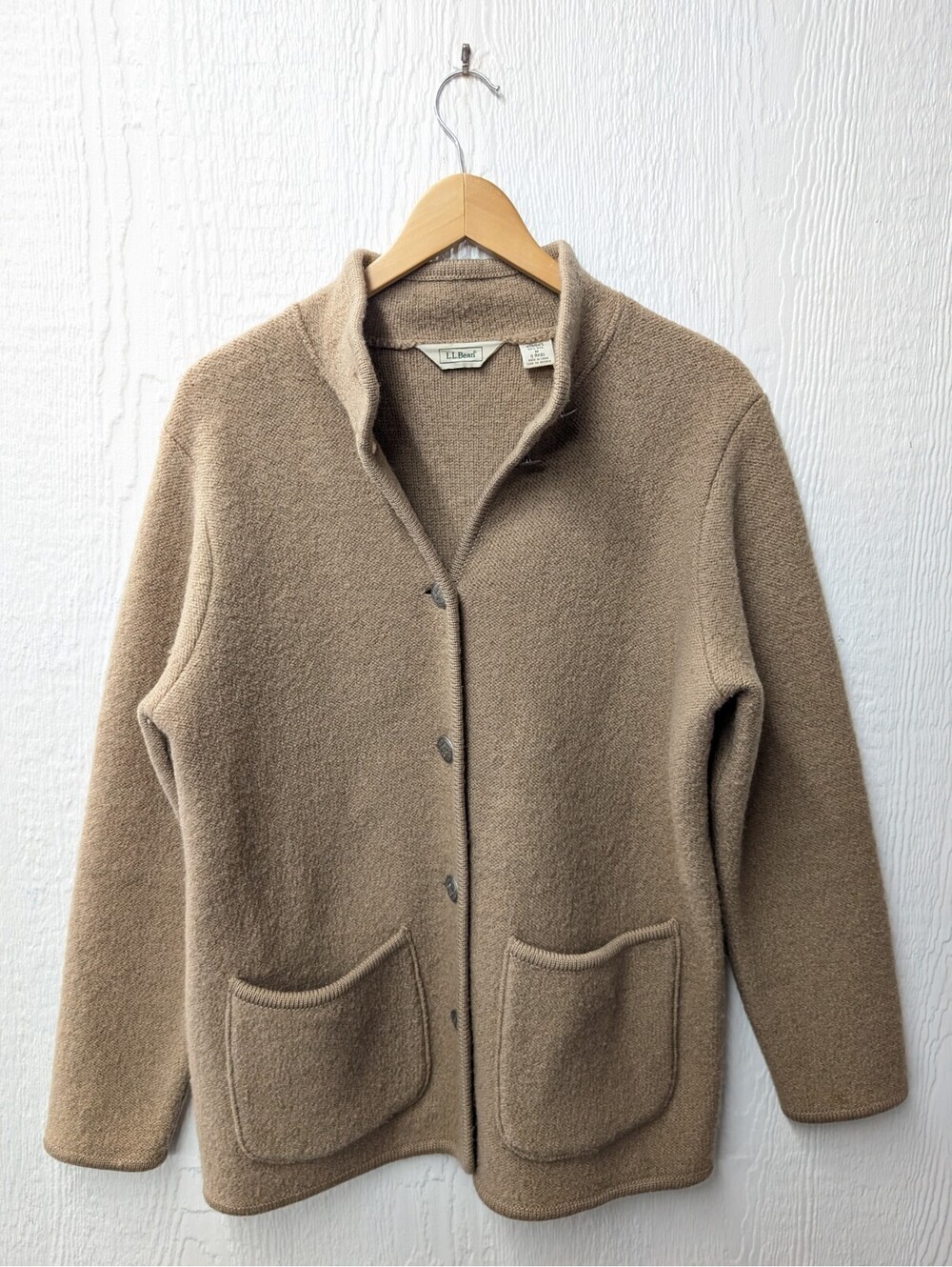 Vtg LL Bean Cardigan Sweater Beige 100% Wool Button Nordic Classic Size Medium - Picture 1 of 5
